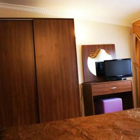 Hotel Pembe
